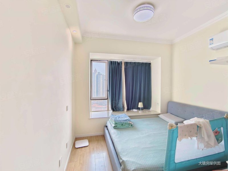 佳乐国际城二期 套三 对中庭 诚心出售哦 拎包入住