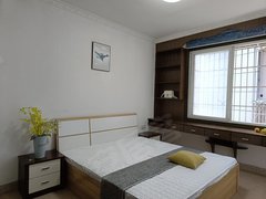 南充南部幸福广场可月付非中介 幸福路|建设银行上面 南北通透 配套齐全出租房源真实图片