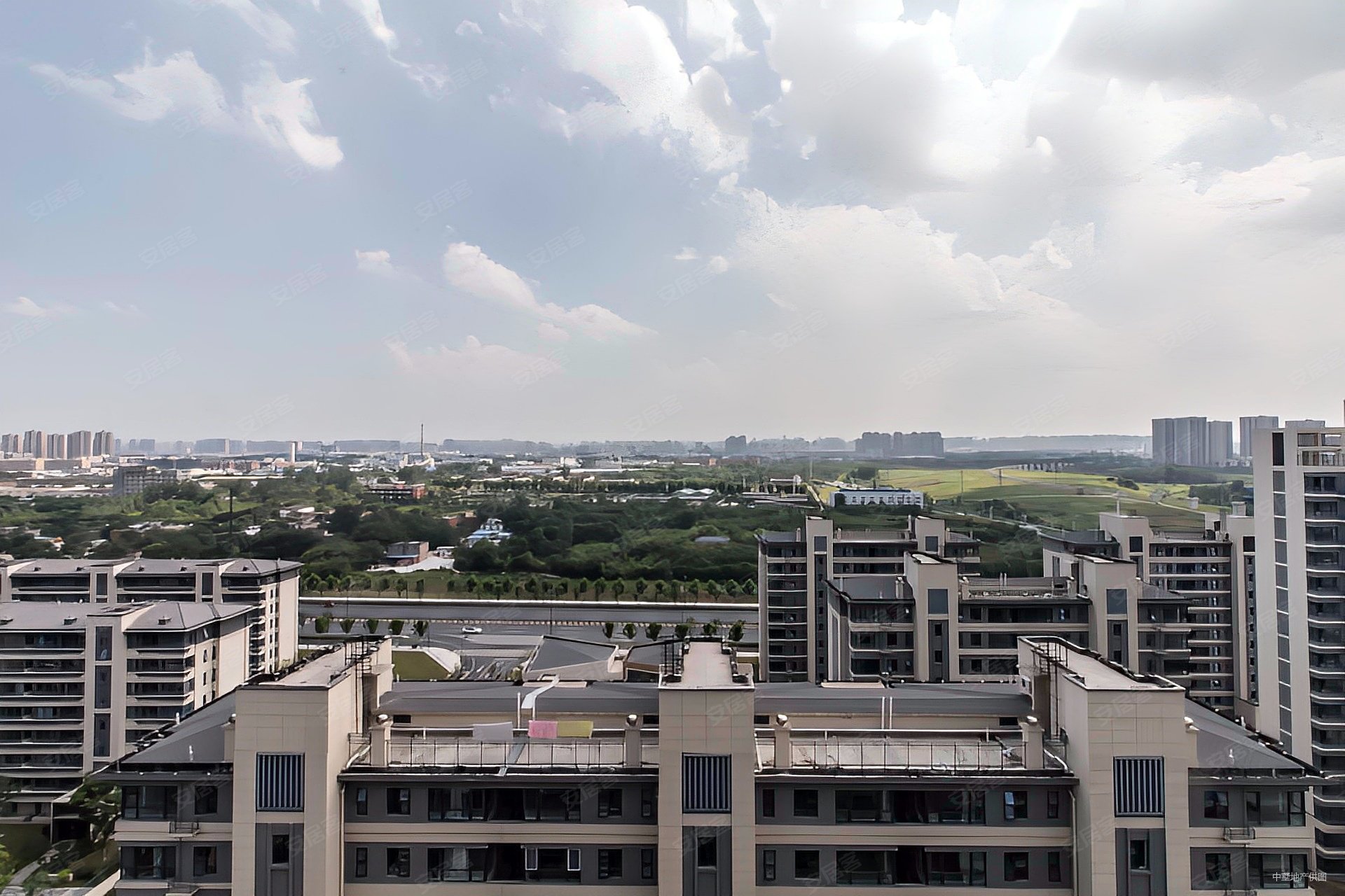 新站京商文忠路悦湖新著听悦湾交房没住人电梯三室可谈