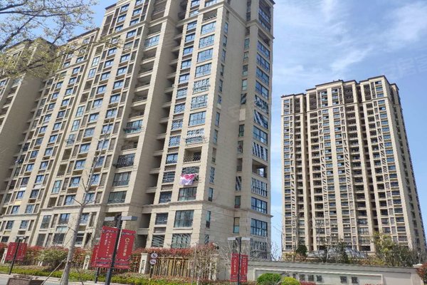 不足,绿地滨湖城怎么样,绿地滨湖城周边房产中介经纪人评价-盐城安居