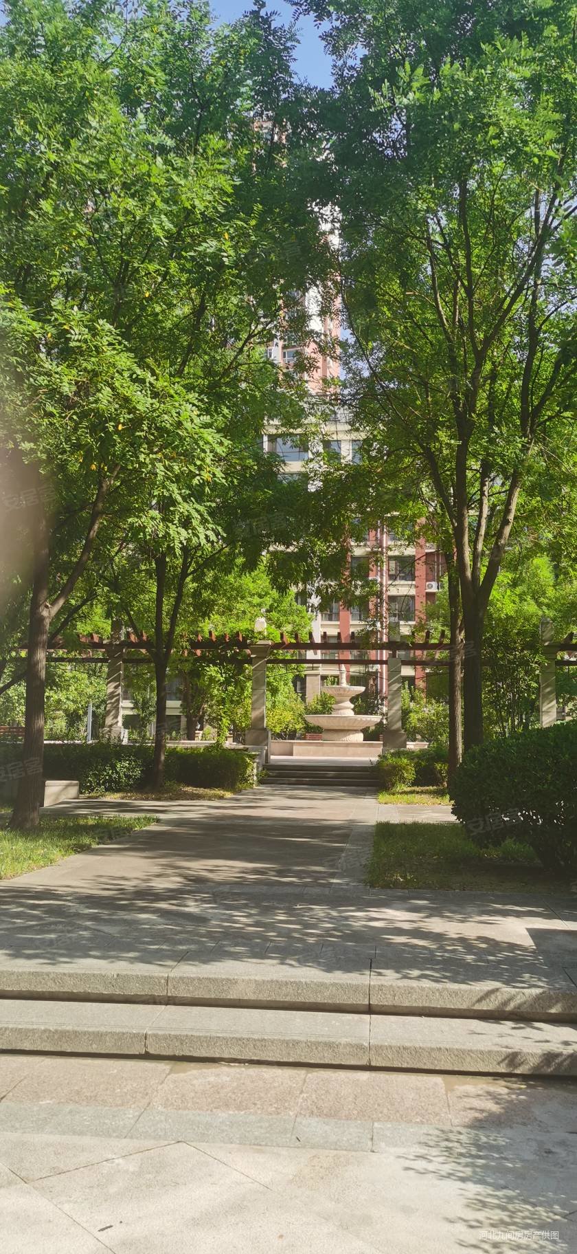 亢龙骏景电梯洋房楼层毛坯