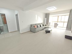 泰州海陵城东中骏星威兰园 小高层 140平 飞机户型 3室2卫 拎包入住出租房源真实图片