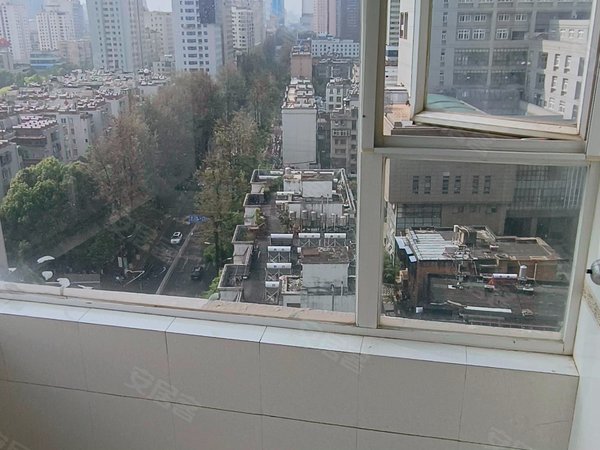 直租无中介包水电宽带近红会医院圆通山穿心鼓楼地铁江滨西路