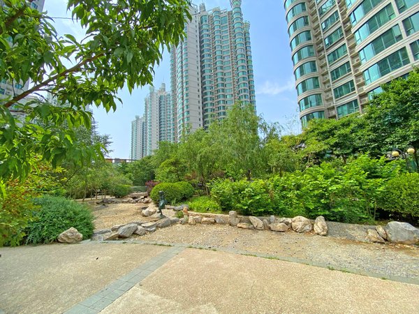 北京朝阳定福庄珠江绿洲家园国贸河景房 3居2卫 主卧圆弧窗 传媒大学