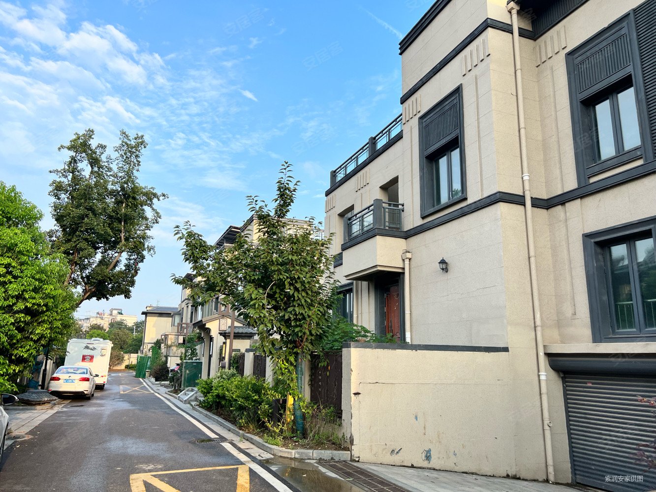 宝龙观邸(别墅)2室2厅1卫107㎡南北251万