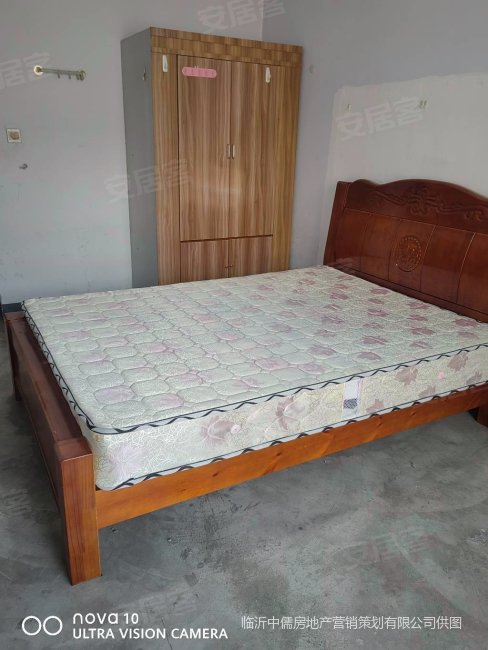 砚台岭3室2厅1卫136㎡南48万