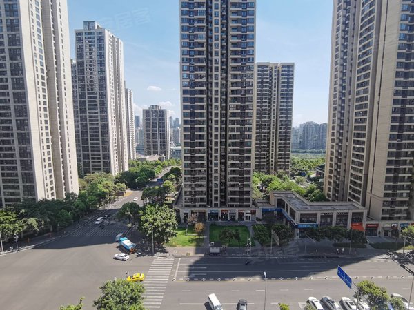 重庆江北五里店融景城尚峰精装3房,拎包入住,交通方便出租房源真实