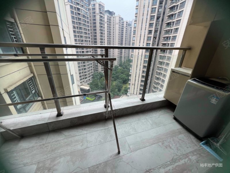 振业天颂花园 3 房  95.75 方 品质小区 近地铁