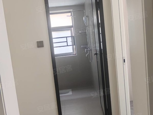 凉山西昌长宁小区九洲云海间西部九洲云海间 标准套三双卫 精装修 拎包入住带空调出租房源真实图片