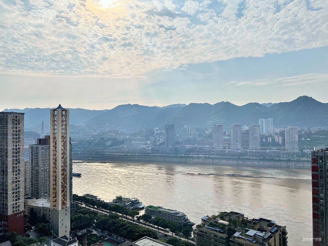 重庆房产网>重庆二手房>渝中二手房>解放碑二手房>金江大厦>