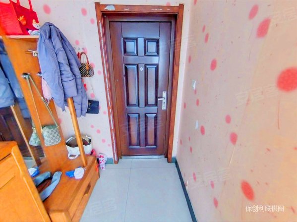 金嘉园3室2厅2卫130.53㎡南北161万