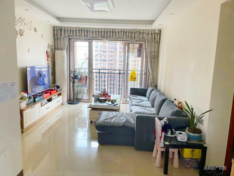 珑耀华府 满五 电梯房 双卫格局 精装可拎包入住 南北对流