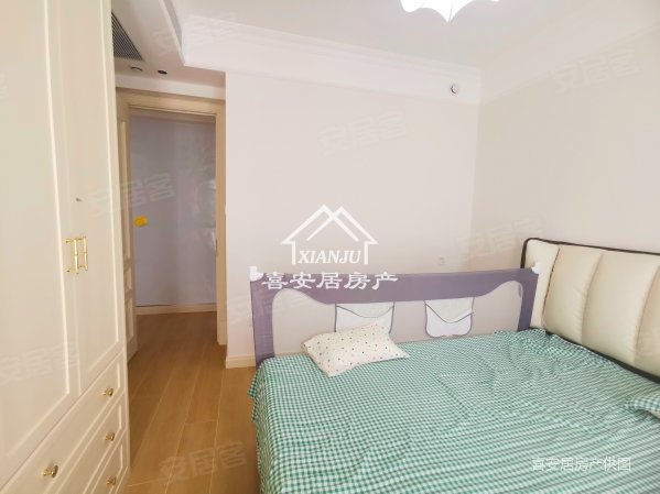 广八路地铁口银海雅苑自住精装四居室拎包入住随时看房