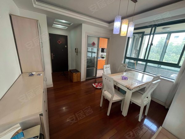 【多图】龙馨嘉园,彭浦租房,龙馨嘉园 2室2厅2卫 南北通透 精装修