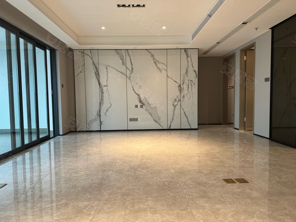 重庆九龙坡杨家坪华润置地悦府华润悦府 万象城北区楼上 门口谢家湾