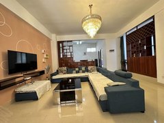 德宏瑞丽瑞京路多宝之城对面东南亚小区一楼带花园 精装修拎包入住出租房源真实图片