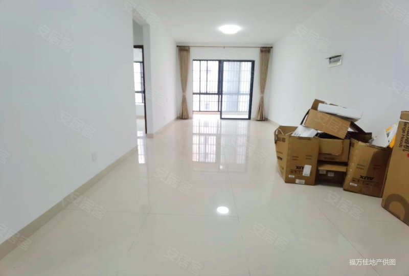 国兴大润发斜对美舍嘉苑采光好次新房商圈成熟采光好