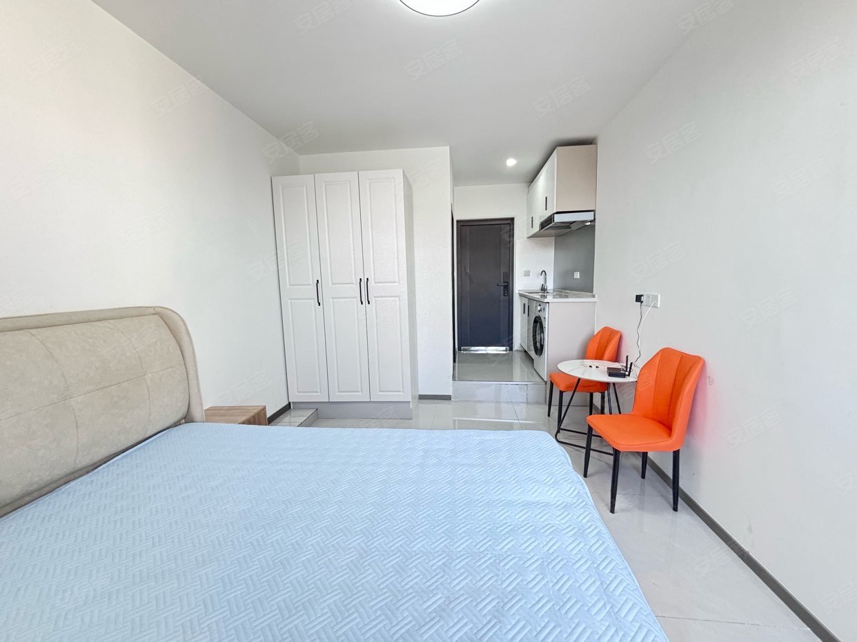 东丽区，餼号线，新丽地铁站步行龥龤龤米，押一付一，无中介