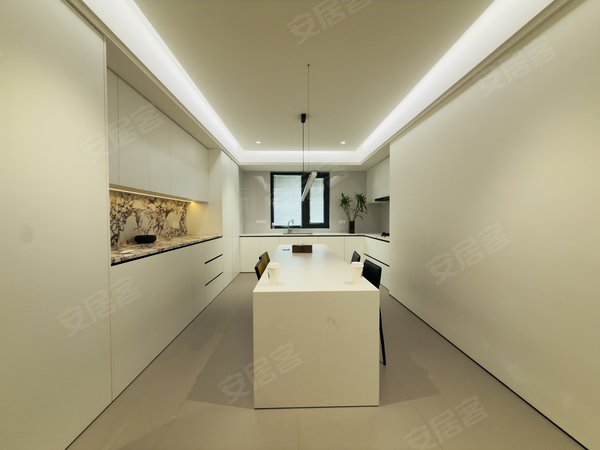 金华东阳横店南江玺南江玺4房3卫豪华现代风装修   奶油风 价格给力家具齐全出租房源真实图片