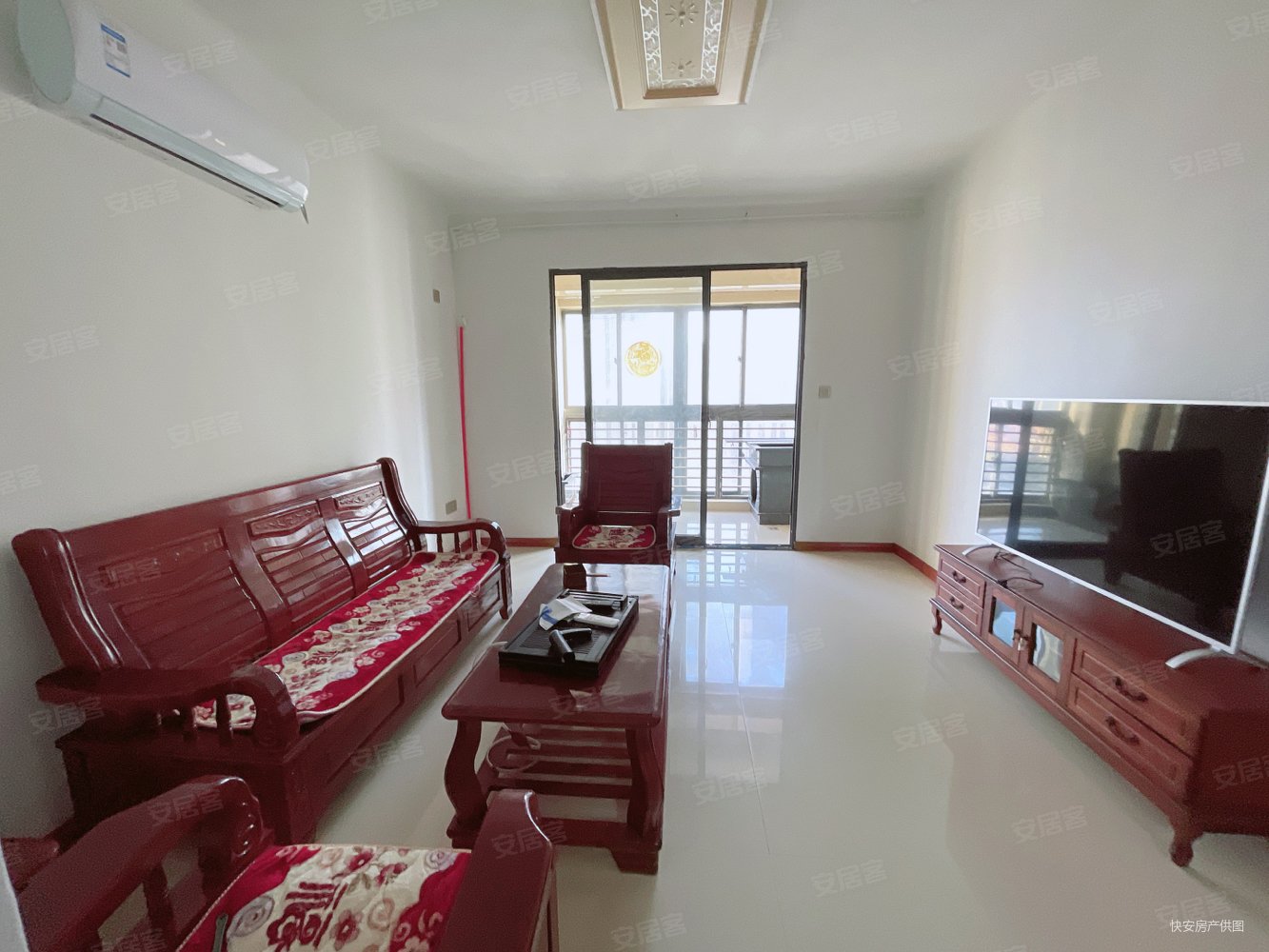 世茂海峡城雍景苑