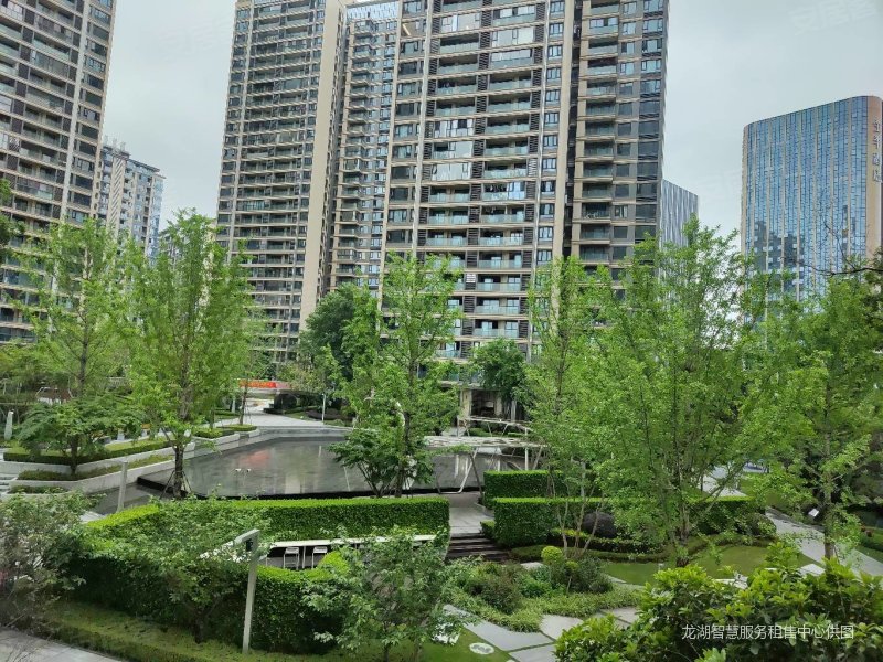 礼嘉天街旁,昱湖壹号,147平方米,清水出售,龙湖昱湖壹号观云二手房,2