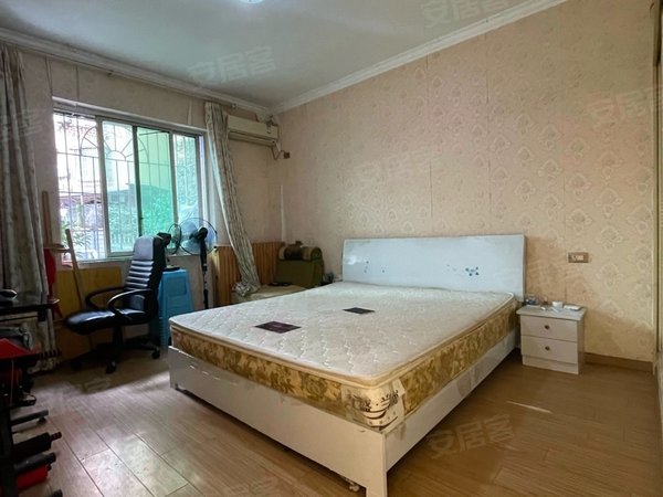 重庆渝北回兴海德花园房子是轻轨三号线和九号线旁边的进蘭亭新都汇