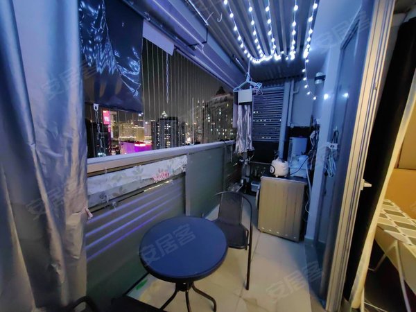 深圳罗湖东门佳兆业新世界大厦东门晒布地铁口精装大单房超大阳台出租