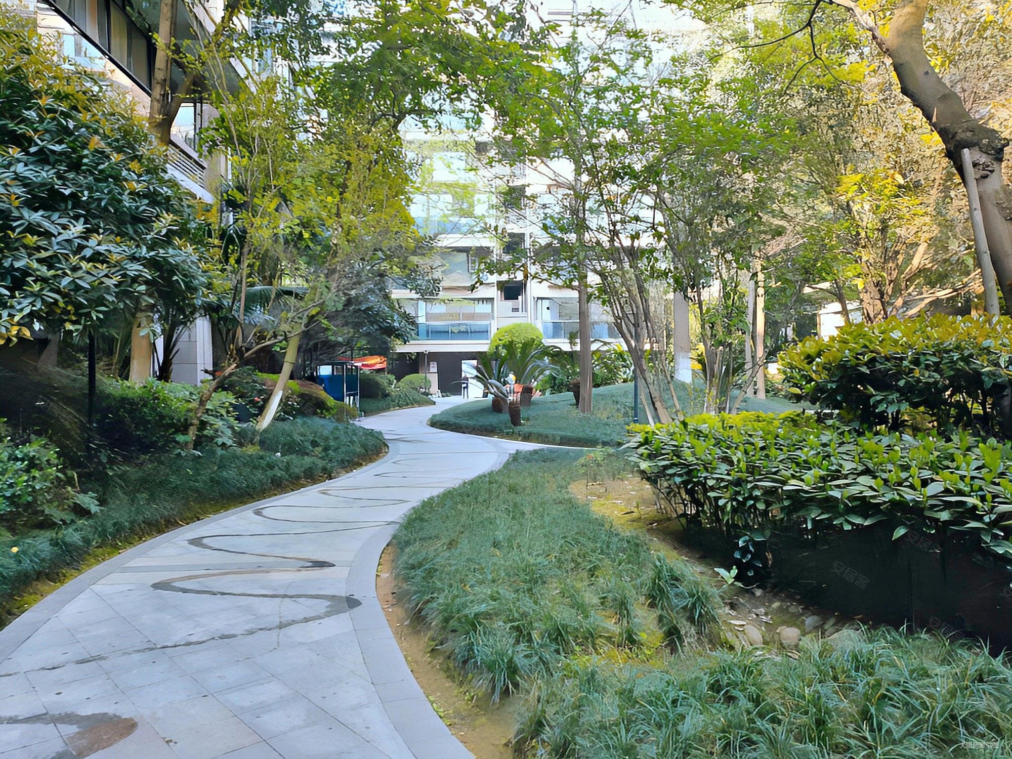 新津城区 商圈成熟 精装小洋房 有电梯有公园,翡翠湾2期二手房,125万