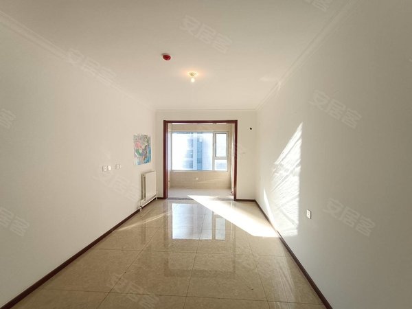 潍坊诸城诸城城区润东华府壹号华府壹号 紧邻大型超市 繁华地段 有