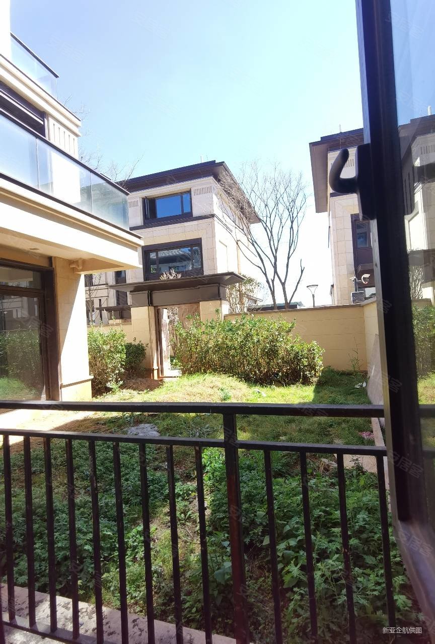 证在手满两年,带电梯带110平花园,融创文旅城九云府南区(别墅)二手房