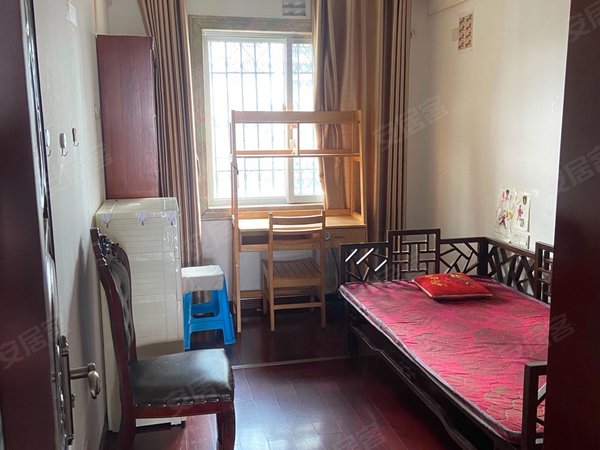 南宁青秀柳沙柳沙丽园柳沙丽园 4房租2300 一线江景 配齐出租 交通