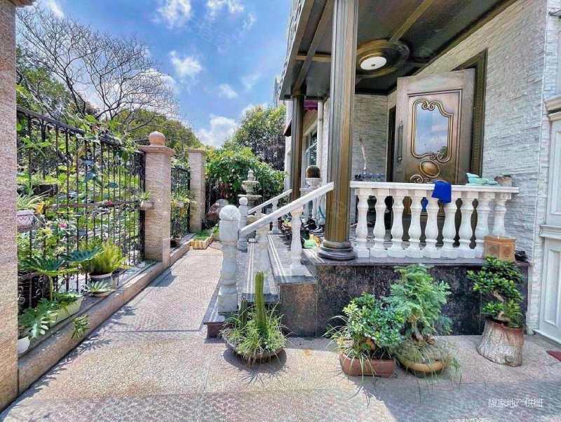 上海房产网>上海二手房>徐汇二手房>长桥二手房>徐汇新城(别墅)>