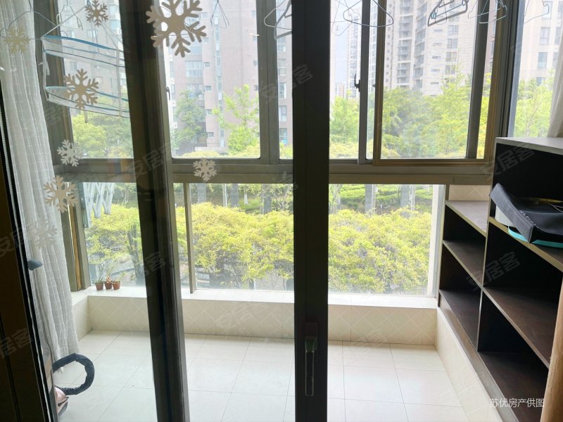 天都花园三房两卫两厅双阳台,超大横厅,拎包入住随时看房