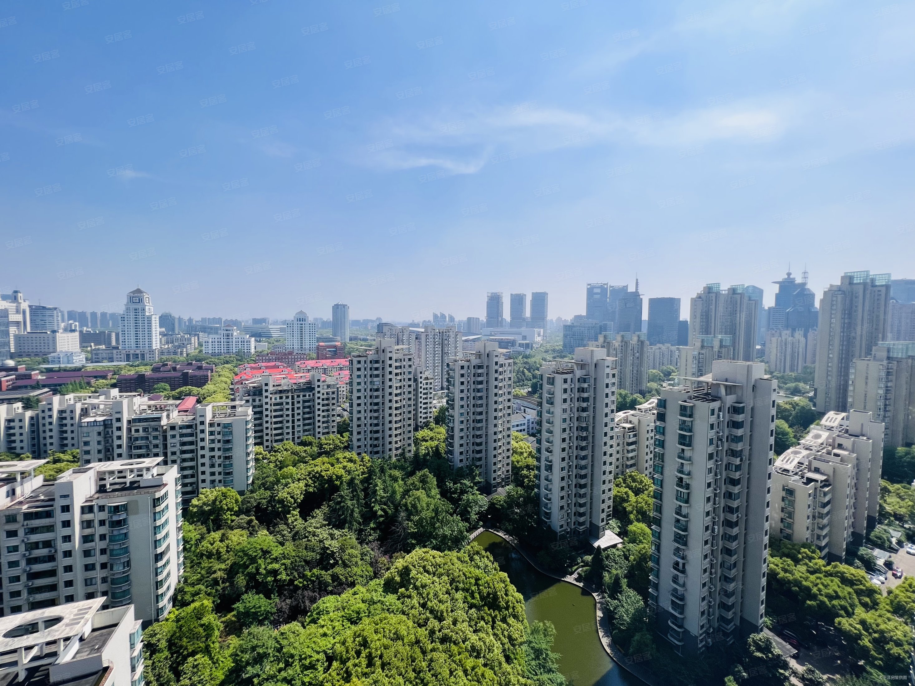 陆家嘴花园(二期)4室2厅2卫178㎡南北2350万