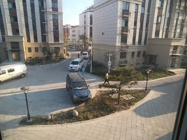 青岛黄岛辛安幸福小镇(春阳河路35号)个人一手房幸福小镇春阳河路35号