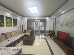 梁山城区梁山市区龙城华府复试，精装修家具家电齐全，拎包入住随时看房，可短租出租房源真实图片