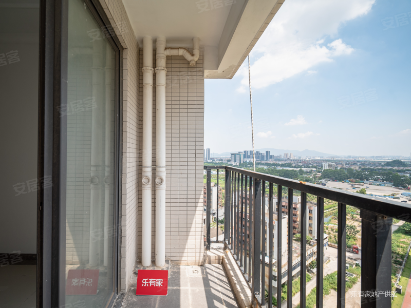 金禧花园对流双阳台一字楼四房118方一线江景全新未入住