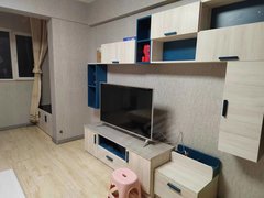 西宁城东博雅路青铁阳光两室 领包入住  1500一个月出租房源真实图片