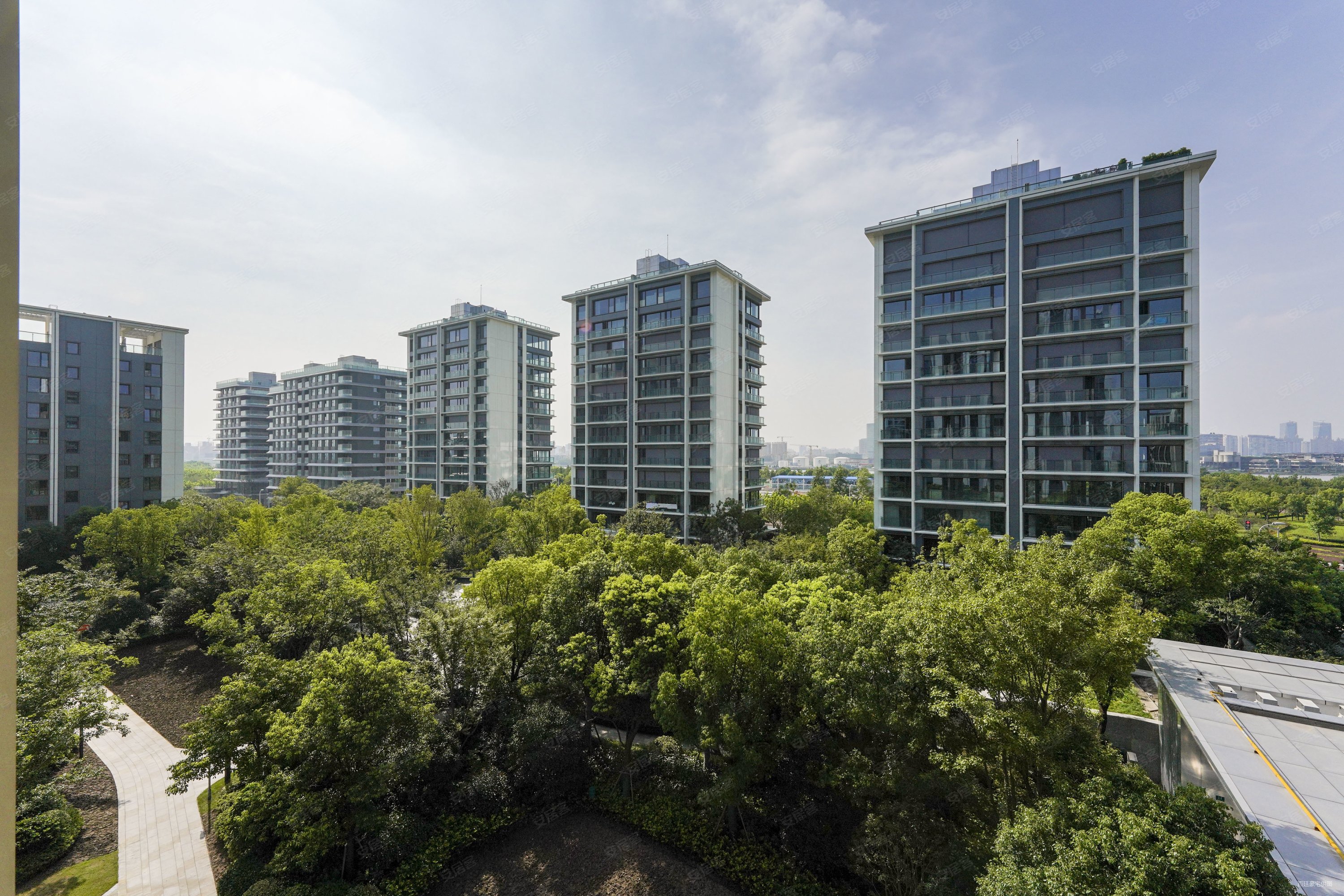 三湘印象名邸5室2厅3卫224㎡南北4163万