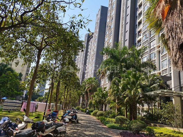 南宁青秀柳沙半岛东岸青秀区柳沙半岛东岸2房配齐2000出租拎包入住