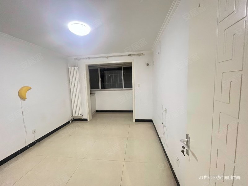 金隅悦和园1室1厅6066平米