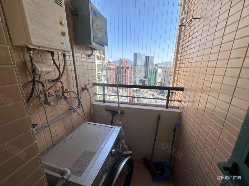 国贸关口精装两房,业主诚心出售,买房省钱找小叶,置地逸轩二手房,298