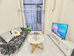 重庆巴南鱼洞押一付一,轻轨二三号线起点站旁,精装一室,拎包入住,随时看房出租房源真实图片