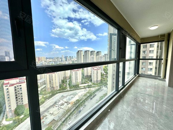 金地兰亭广场豪华三室大横厅无中介沸可月付近肿瘤医院眠山