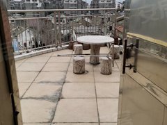 宜兴丁蜀丁蜀中心出租万安小区4送5楼 4室2厅2卫 设施齐 价2000元一月出租房源真实图片