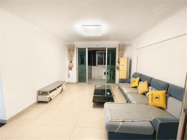 深圳宝安宝安中心区金泰花园低楼层大三房带大阳台,全屋精装修,看房