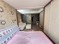 大连西岗新开路带小屋户型 可押一付一 长租 中间楼层采光好 隔音好出租房源真实图片