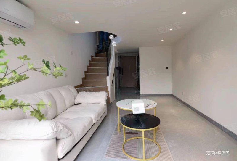 带20平露台 房东急售(精装复式loft~赠全屋软装)