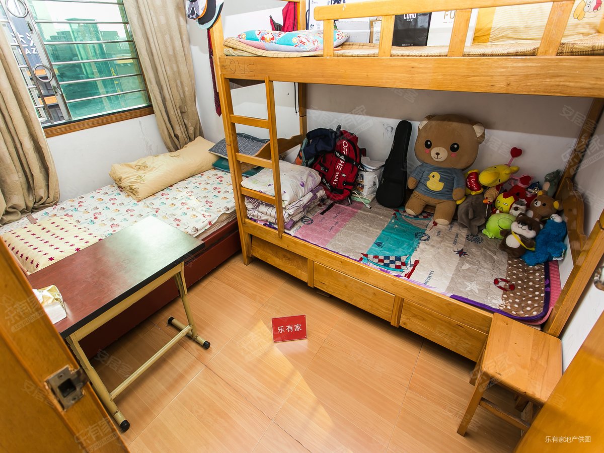 泰华锦绣城2室2厅1卫79.5㎡南北312万