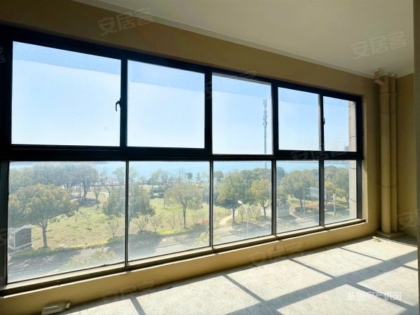 推荐房源保利悦玺地铁口改善四居室全新毛坯性价比房源